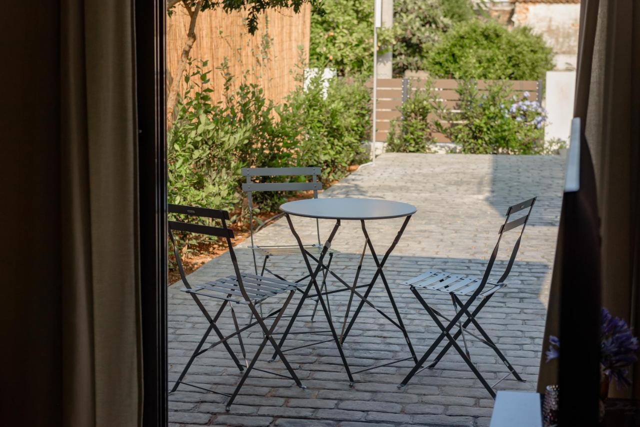 Spáta Galio Suites Airport By Airstay מראה חיצוני תמונה